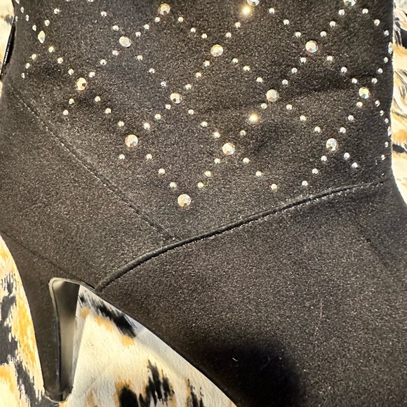 Impo black gold studded ankle boots - Picture 7 of 7